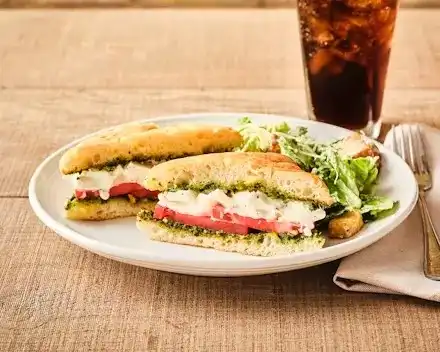 NEW-Caprese-Sandwich-Combo