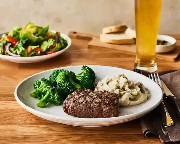 Tuscan-Grilled-Sirloin-10-oz